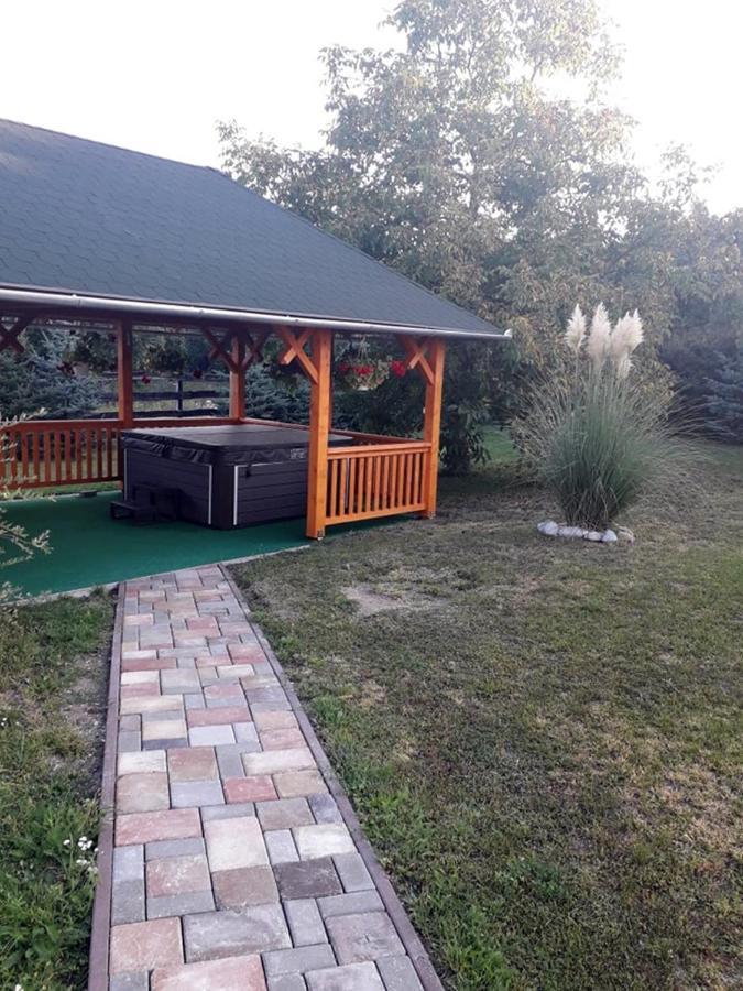 Hegyalja Vendeghaz Appartement Tolcsva Buitenkant foto