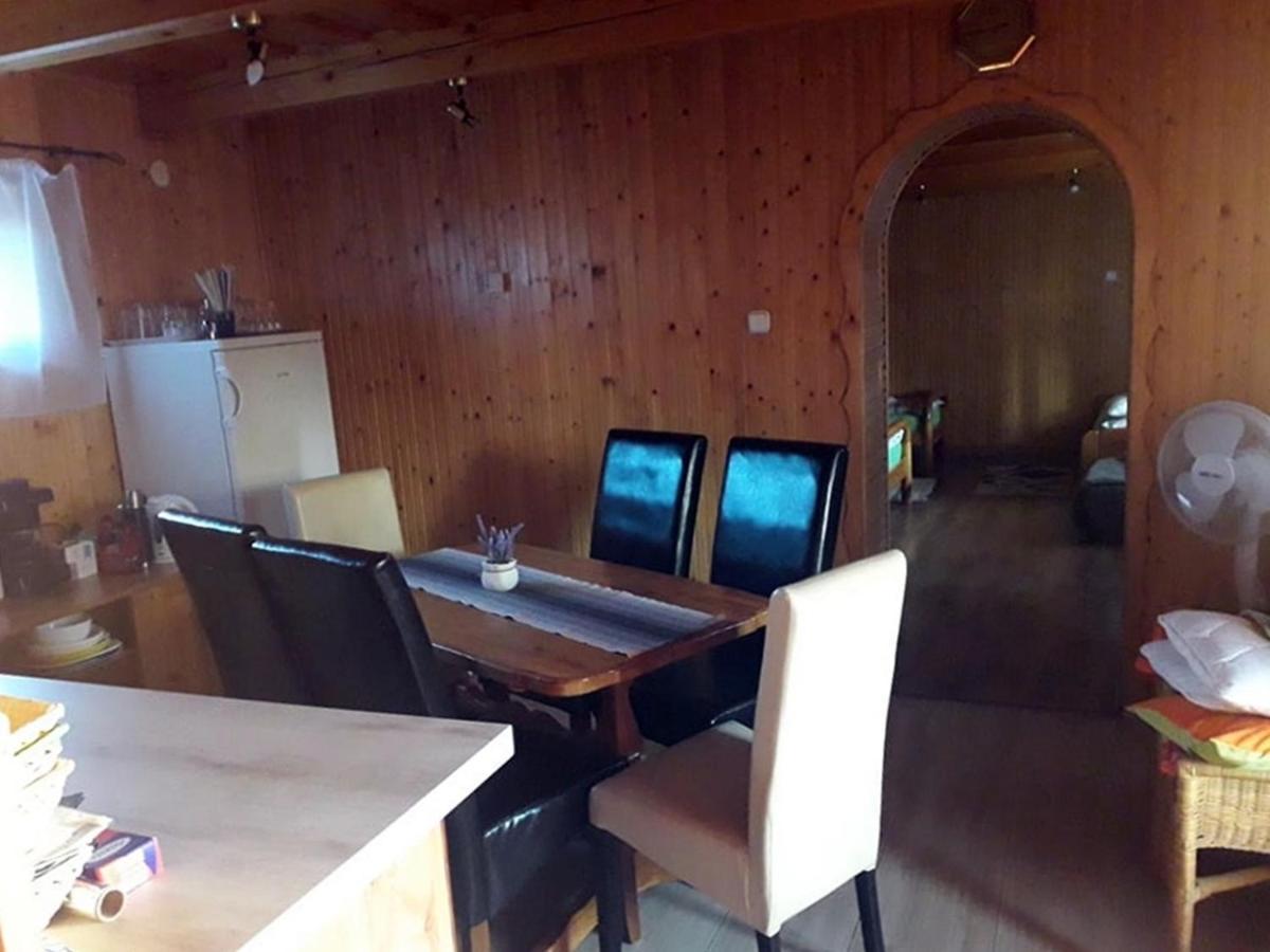 Hegyalja Vendeghaz Appartement Tolcsva Buitenkant foto
