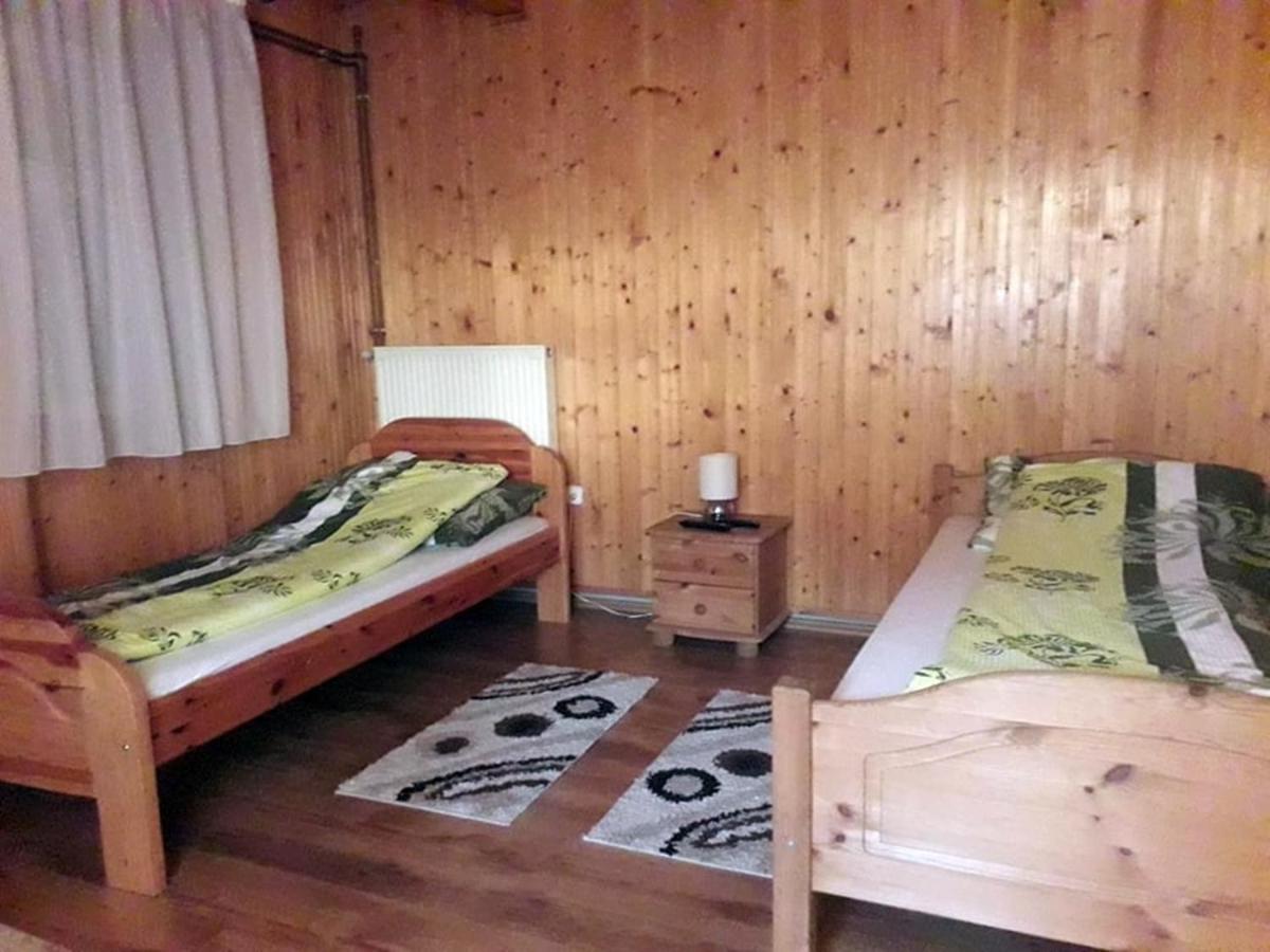 Hegyalja Vendeghaz Appartement Tolcsva Buitenkant foto